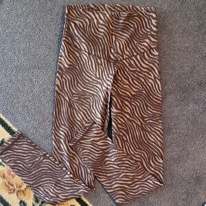 Aerie Offline Real Me Brown Animal Print Leggings